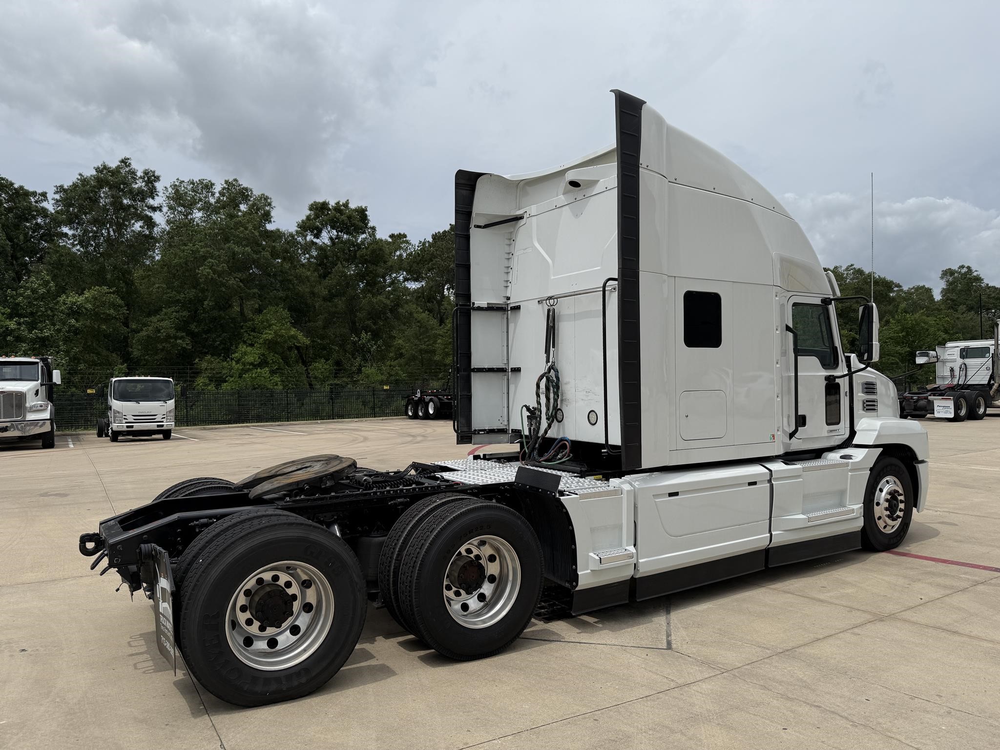 2023 MACK ANTHEM 64T - image 5 of 6